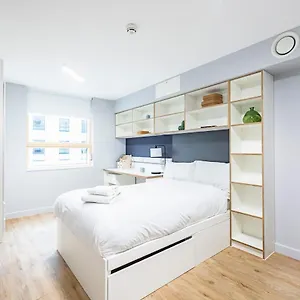 Brand New Modern Rooms, & - Sk Apartment